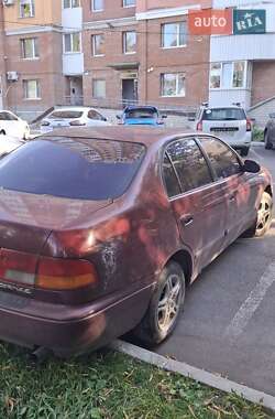 Седан Toyota Carina E 1997 в Харькове