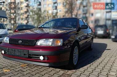 Седан Toyota Carina E 1995 в Херсоне