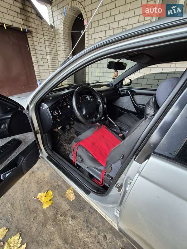 Седан Toyota Carina E 1997 в Подольске