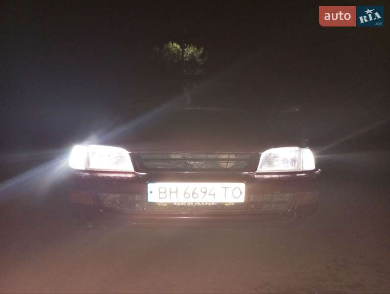 Седан Toyota Carina E 1994 в Одессе