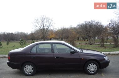 Седан Toyota Carina E 1994 в Измаиле