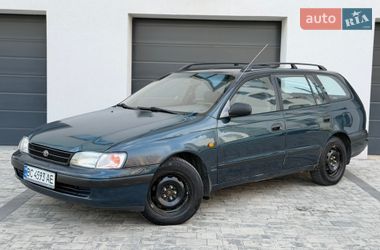 Універсал Toyota Carina E 1995 в Ужгороді