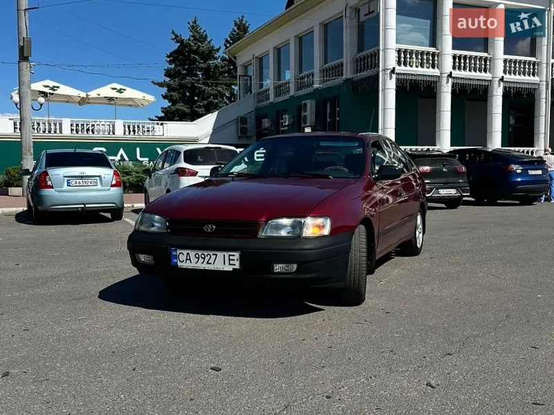 Toyota Carina E