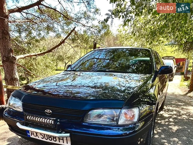 Toyota Carina E