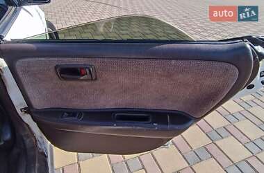Седан Toyota Carina ED 1990 в 