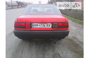 Седан Toyota Carina 1991 в Полонному