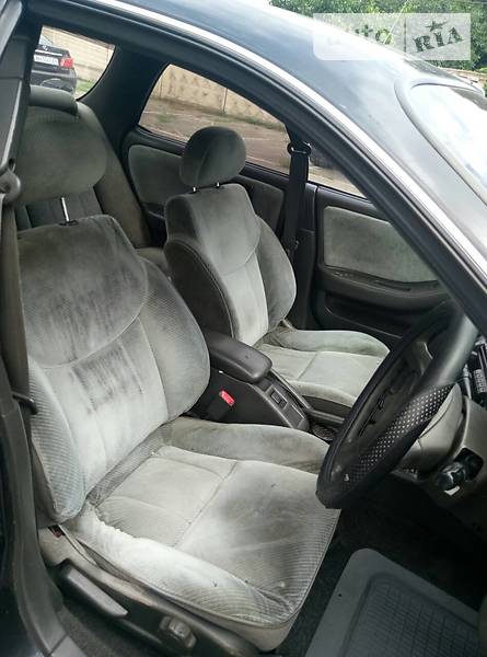 Седан Toyota Carina 1990 в Одессе