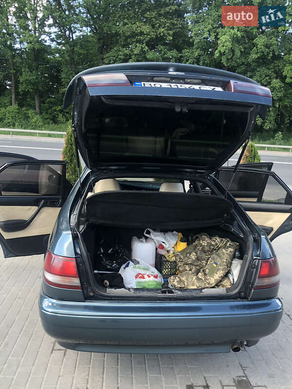 Хетчбек Toyota Carina 1994 в Тернополі