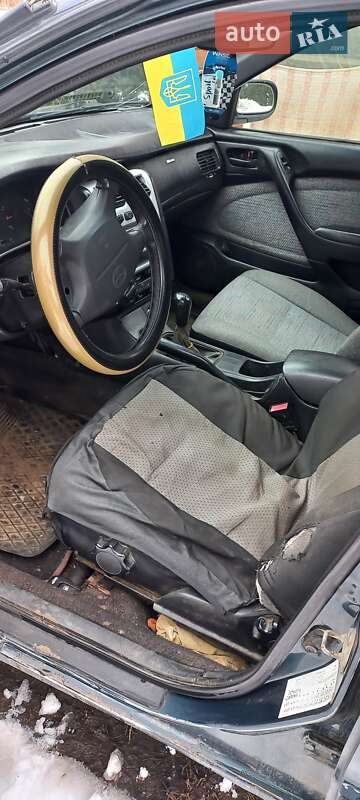 Хетчбек Toyota Carina 1994 в Ізюмі