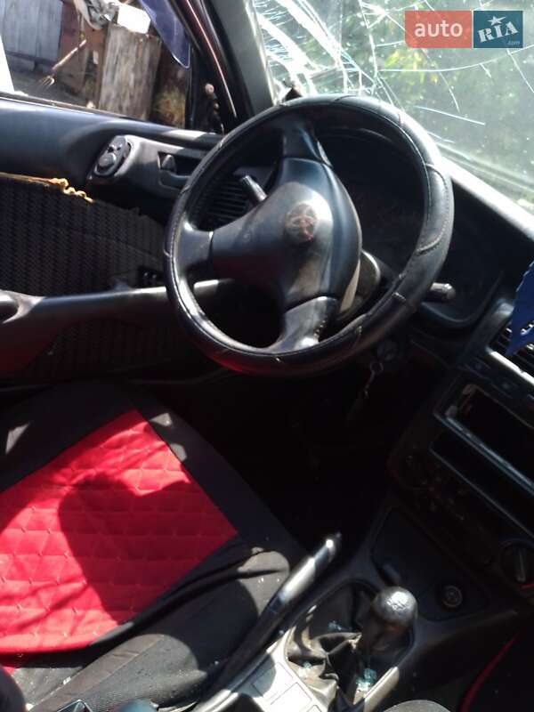 Седан Toyota Carina 1993 в Бородянке