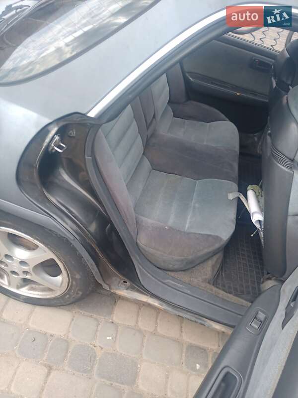 Седан Toyota Carina 1990 в Одессе