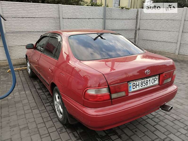 Седан Toyota Carina 1996 в Одессе