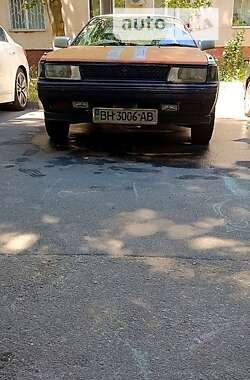 Седан Toyota Carina 1989 в Черноморске