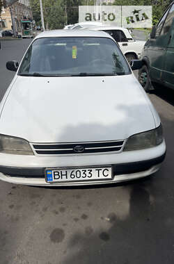 Седан Toyota Carina 1995 в Одессе