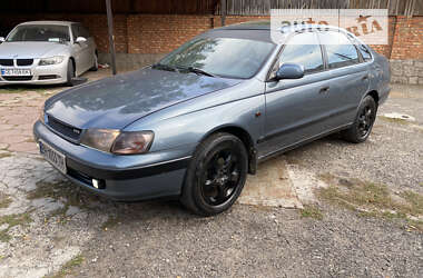 Хэтчбек Toyota Carina 1992 в Николаеве