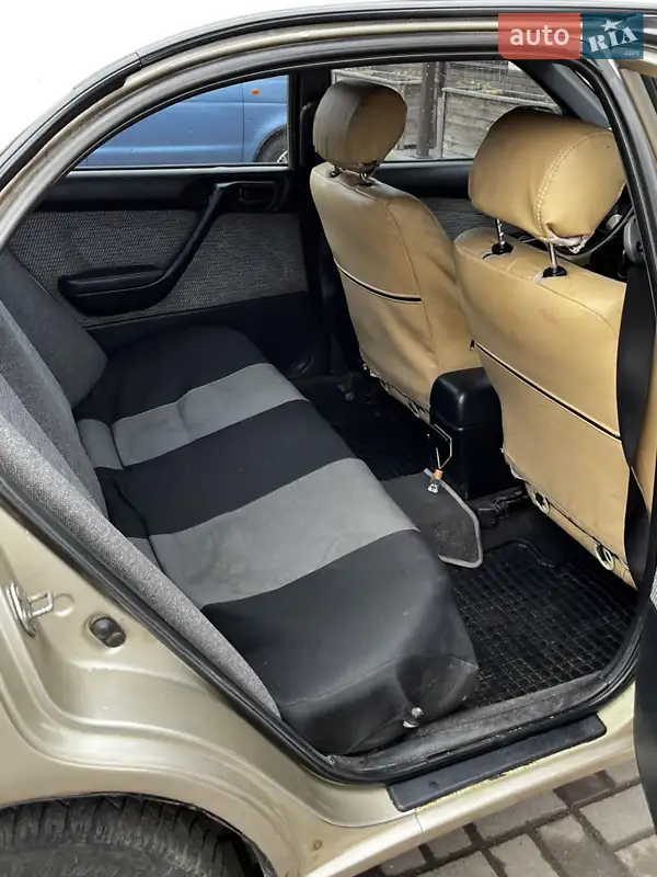 Toyota Carina 1993