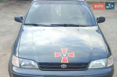 Седан Toyota Carina 1994 в Кам'янець-Подільському