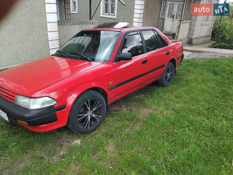 Toyota Carina 1990