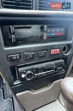 Седан Toyota Carina 1988 в 