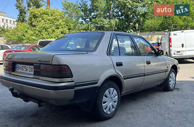 Седан Toyota Carina 1988 в 