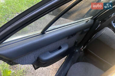 Седан Toyota Carina 1989 в 