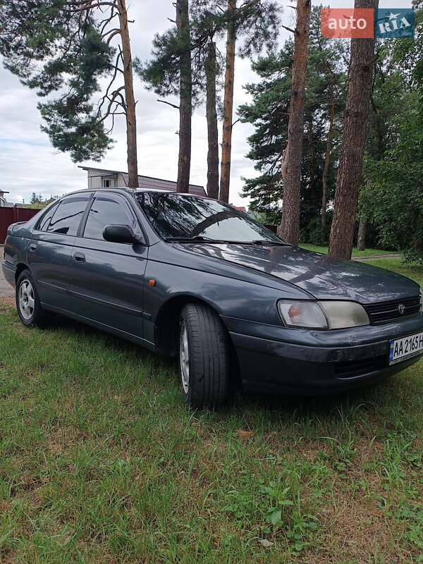 Toyota Carina 1995