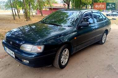 Седан Toyota Carina 1993 в Днепре