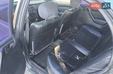 Седан Toyota Carina 1993 в Одесі