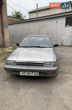 Седан Toyota Carina 1991 в Виннице