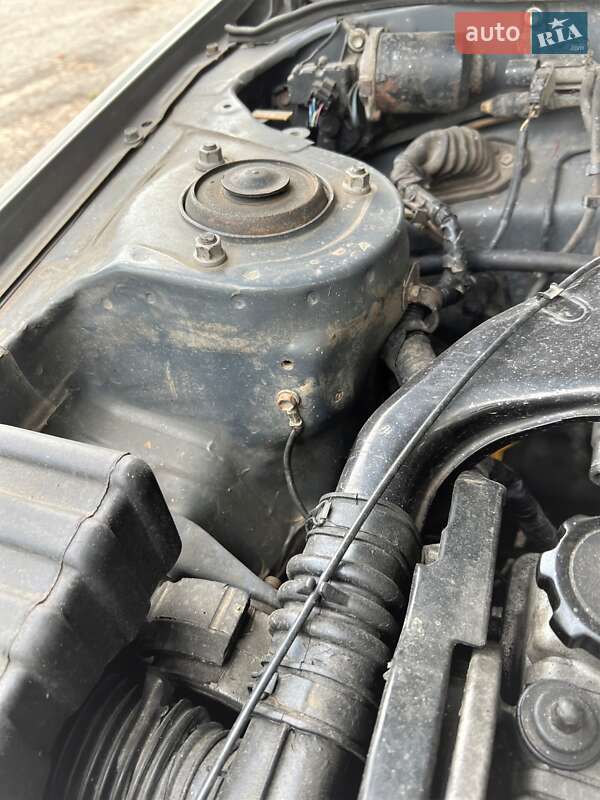 Седан Toyota Carina 1990 в Харкові