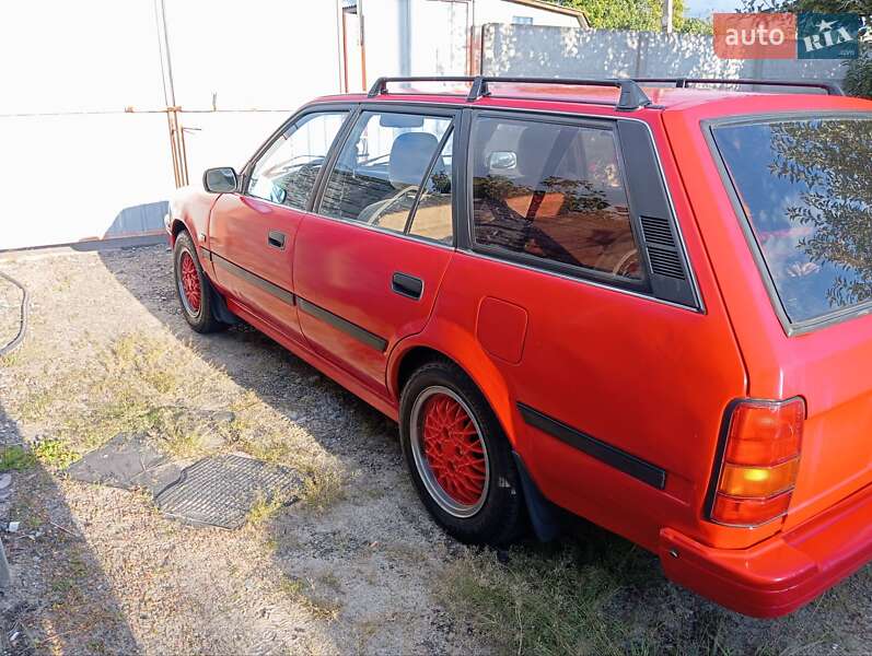 Универсал Toyota Carina 1988 в Сумах