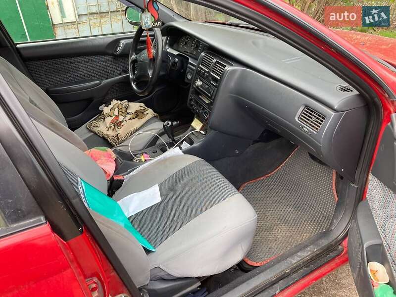 Седан Toyota Carina 1994 в Одесі