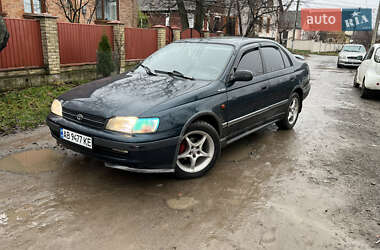 Седан Toyota Carina 1996 в Виннице