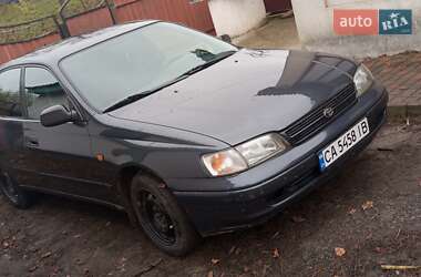 Седан Toyota Carina 1994 в Києві