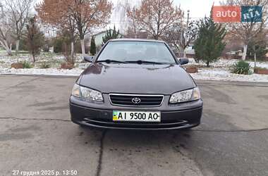 Седан Toyota Carina 2000 в Киеве