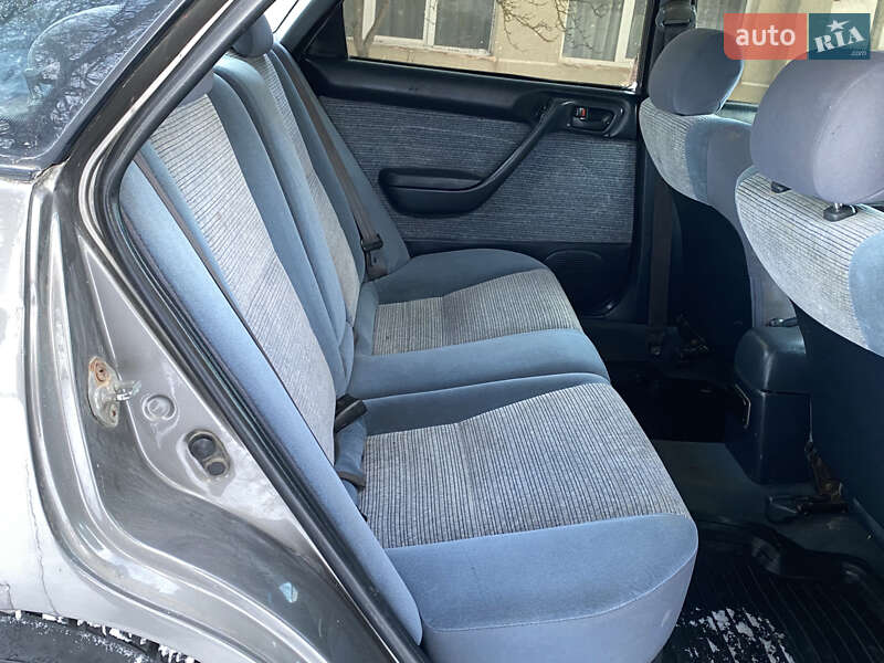 Седан Toyota Carina 1994 в Збараже