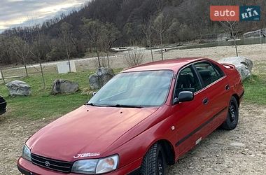 Седан Toyota Carina 1994 в Долині
