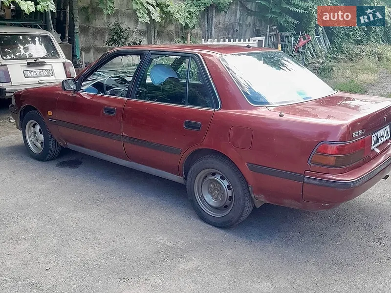 Toyota Carina 1992