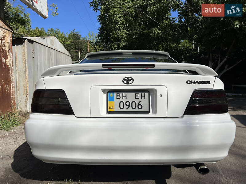 Седан Toyota Chaser 2000 в Одесі