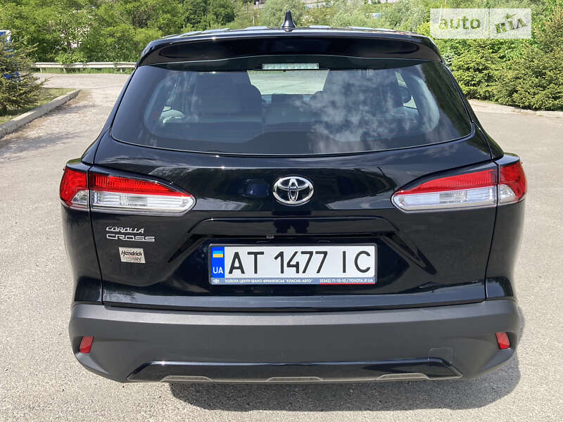 Внедорожник / Кроссовер Toyota Corolla Cross 2022 в Киеве