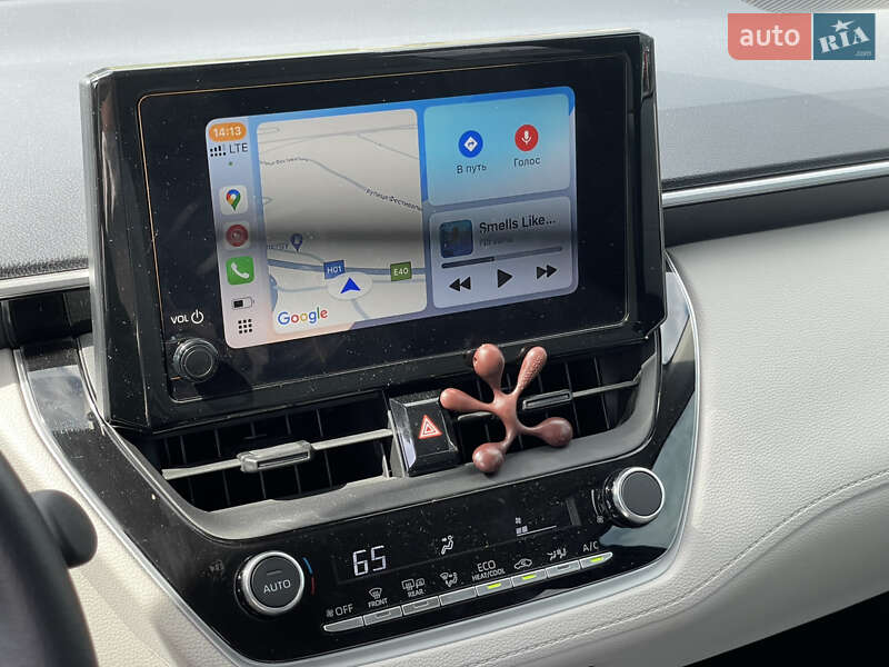 Позашляховик / Кросовер Toyota Corolla Cross 2022 в Києві