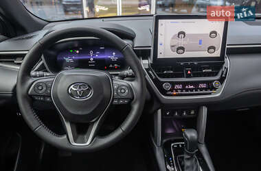 Внедорожник / Кроссовер Toyota Corolla Cross 2023 в Днепре