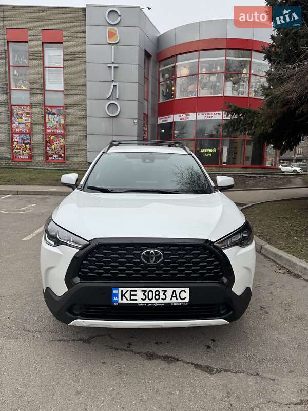 Внедорожник / Кроссовер Toyota Corolla Cross 2022 в Днепре фото 3 Внедорожник / Кроссовер Toyota Corolla Cross 2022 в Днепре