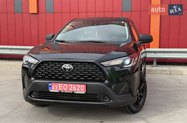Позашляховик / Кросовер Toyota Corolla Cross 2022 в 