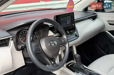 Позашляховик / Кросовер Toyota Corolla Cross 2022 в 