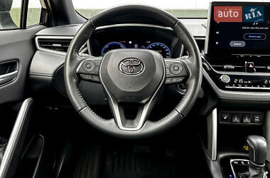 Внедорожник / Кроссовер Toyota Corolla Cross 2023 в 