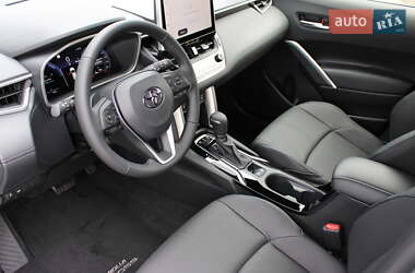 Внедорожник / Кроссовер Toyota Corolla Cross 2025 в 