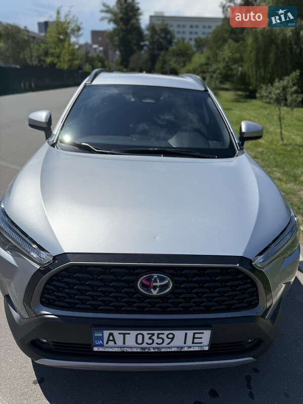Внедорожник / Кроссовер Toyota Corolla Cross 2022 в Ивано-Франковске