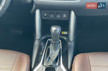 Внедорожник / Кроссовер Toyota Corolla Cross 2023 в 