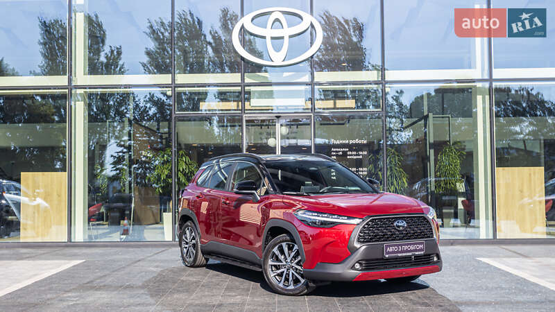Внедорожник / Кроссовер Toyota Corolla Cross 2024 в Днепре